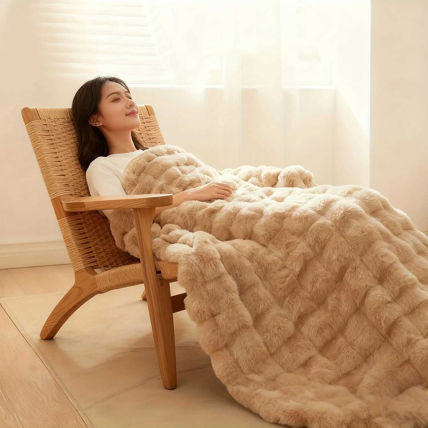 Faux Rabbit Fur Blanket Plush Bubble Texture All-Season Cozy Bedspread for Bed Sofa 40x60 Beige H251216 - view 4