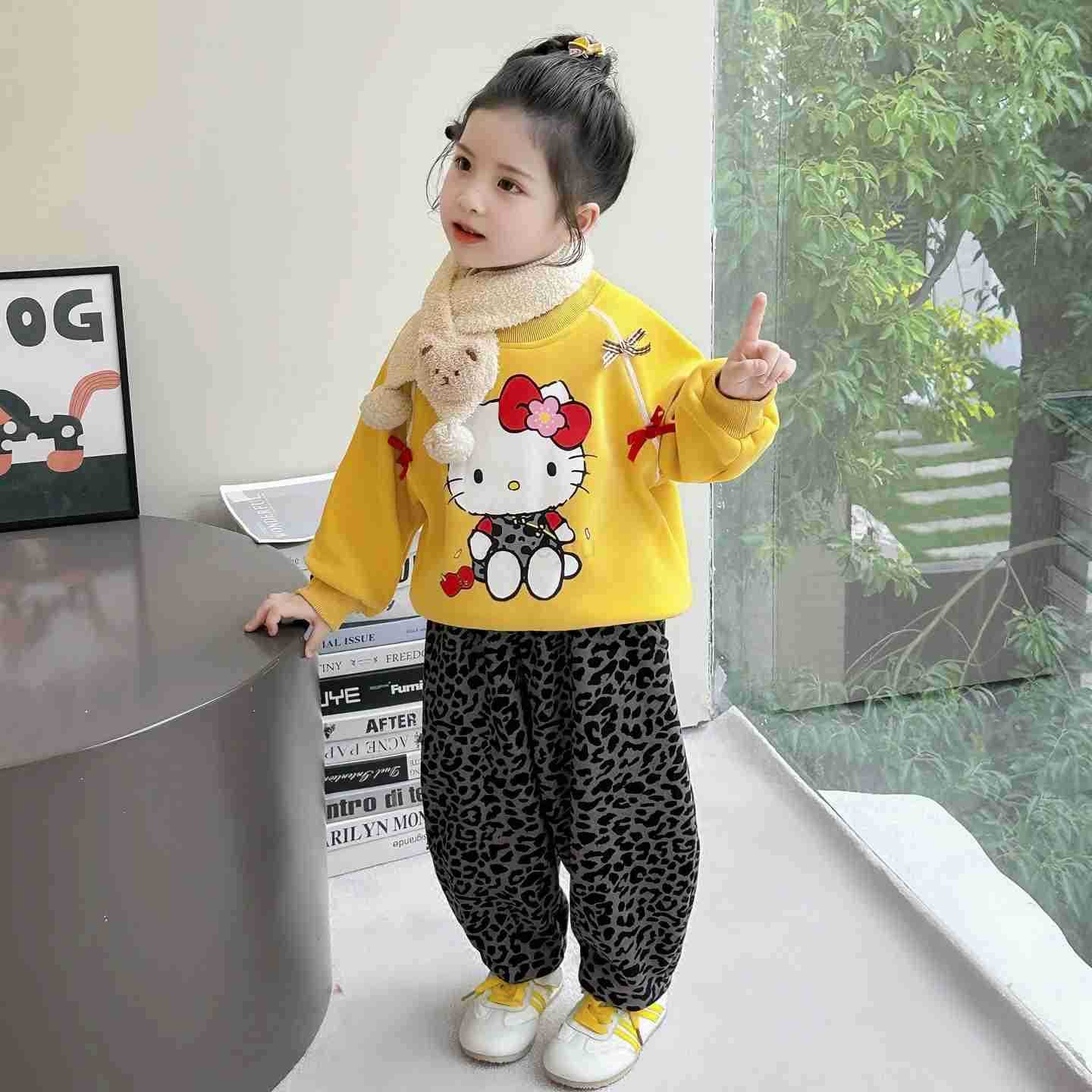 Sanrio Anime Hello Kitty Girl Long Sleeve Pants Set Winter Hoodless Sweatshirt Pants Kids Velvet Top Sports Pants Student Casual Wear H251216
