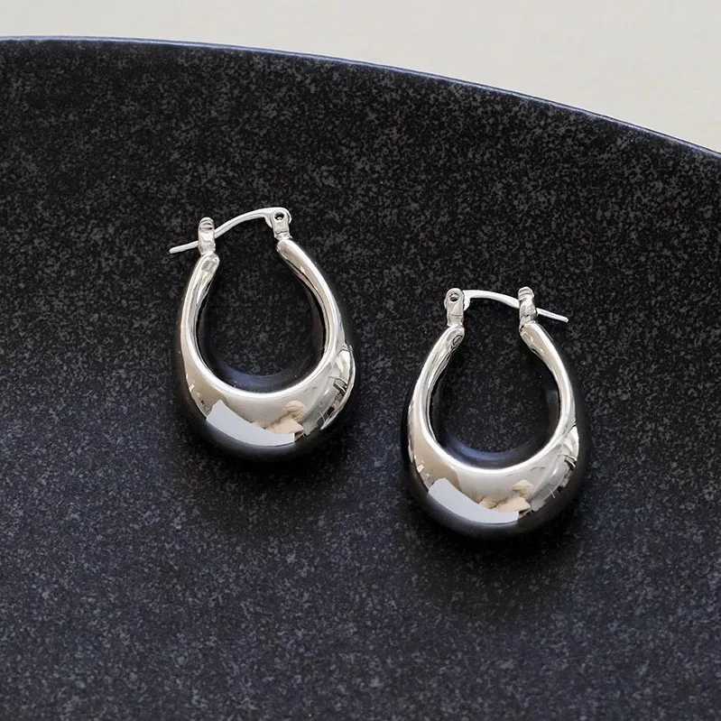 BF CLUB 925 Sterling Silver Earrings For Women Trendy Simple Oval Hollow Earring Jewelry Prevent Allergy Party Accessories G251216