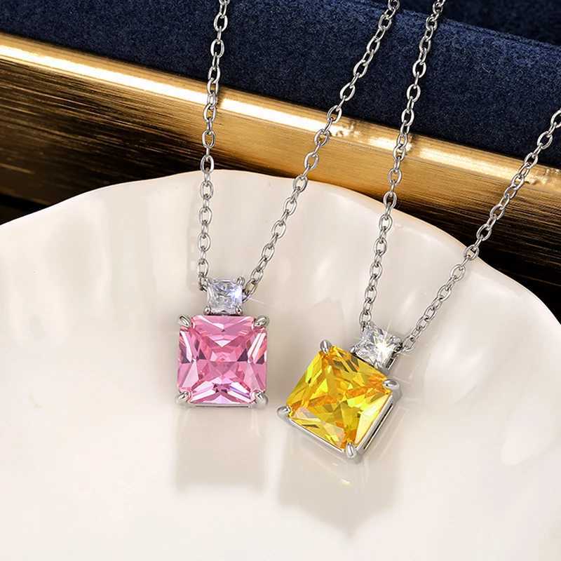 Huitan Princess Pink/Yellow Cubic Zirconia Pendant Necklace for Women Luxury Trendy Wedding Neck Accessories New Fashion Jewelry M251216