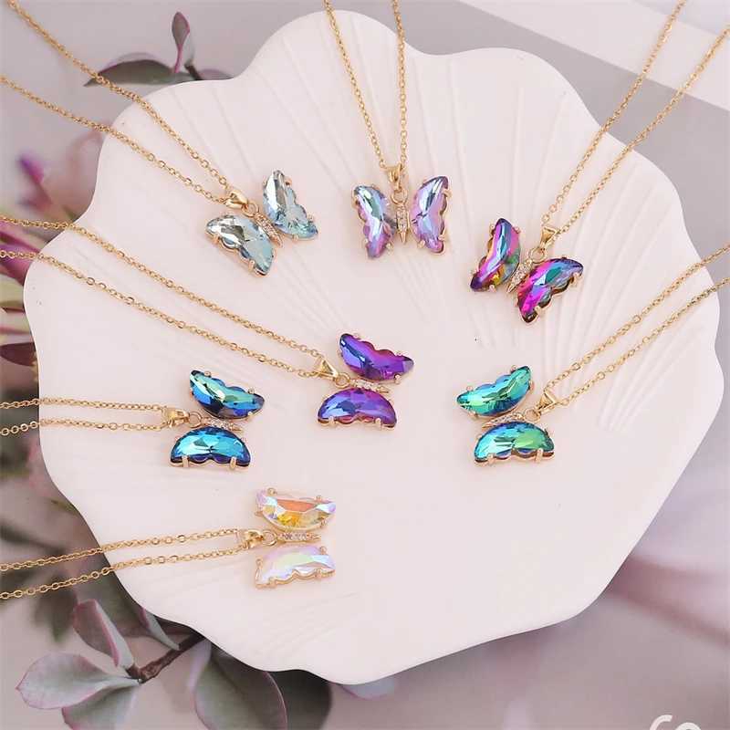 Exquisite Luxury Crystal Butterfly Charm Necklace Colorful Insect Charm Collar Chain Womens Fashion Jewelry Accessories Gift M251216