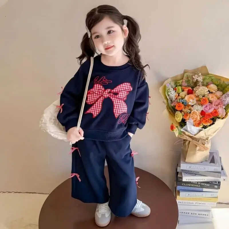 Sanrio Girl Baby Spring and Autumn 2-Piece Set Tops and Pants New Style Childrens Western Bow Hoodie Sweet Wide Leg Pants Girl Clothes H251216