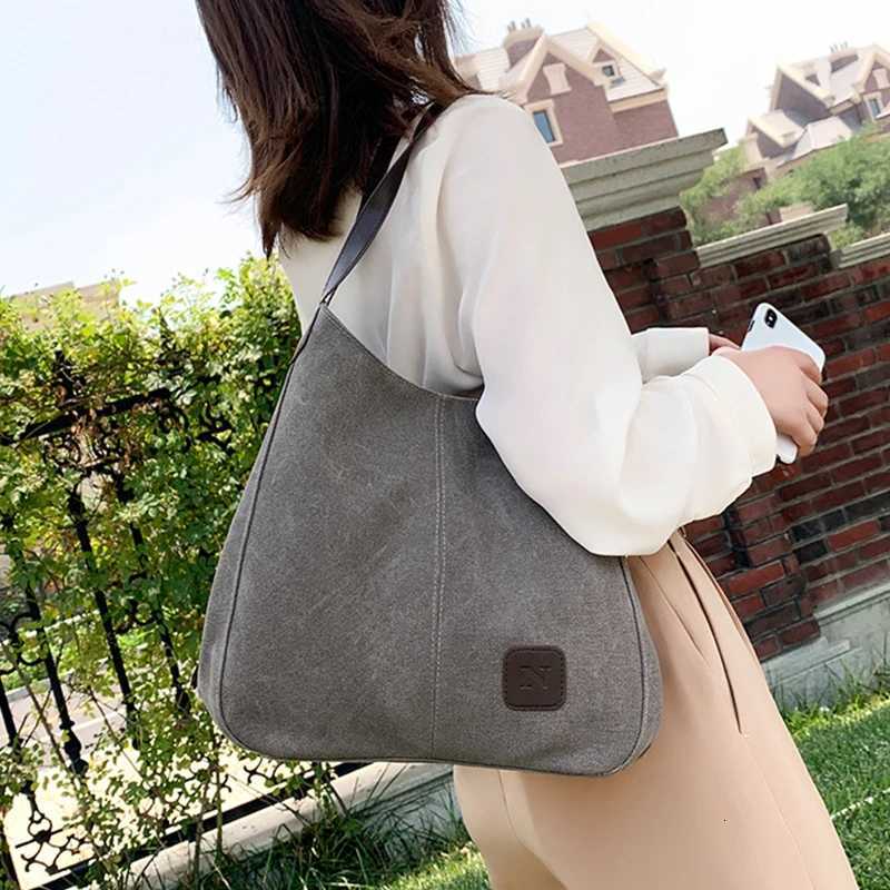 Large Capacity Canvas Shoulder Bag Casual Top-Handle Bag Daily Use Handbag Lady Shopping Totes Travel Bag Purse bolso M251216