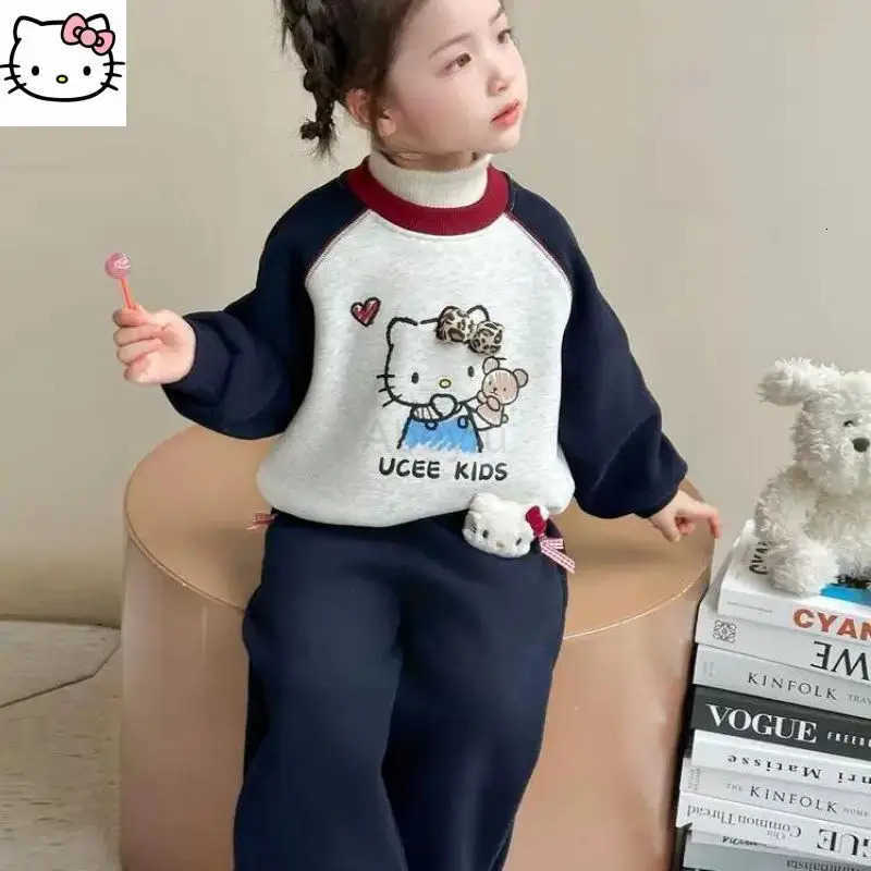 Sanrio Hot Girl Loungewear Set Hello Kitty Kawaii Anime Fashion Winter Thickening Sweatsuit Childrens Clothing Christmas Gift H251216