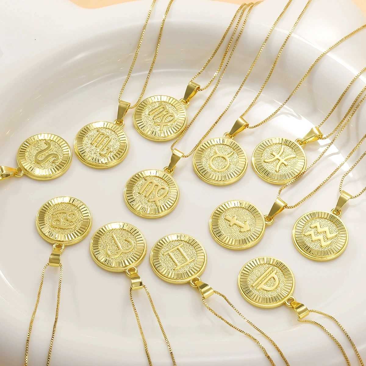 Constellation Necklace 18K Gold Plated Zodiac Necklace Horoscope Medal Pendant Necklace for Women M251216