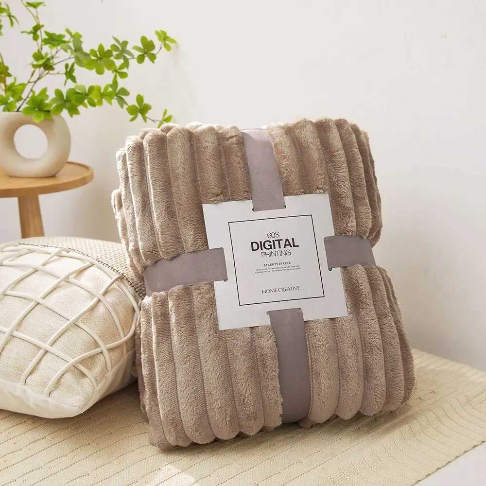 New Double Sided Warm Blanket Warm Skin-Friendly Throw Blanket Solid Color Ultra Soft Bunny Blanket H251216 - view 4