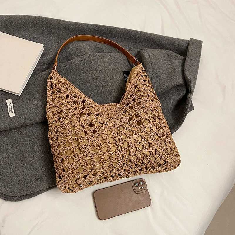 Summer Straw Knitting Bag Hollow Out Tote Bag Solid Beach Shoulder Bag Holiday Travel Handbag Boho Shoulder Purse for Women M251216