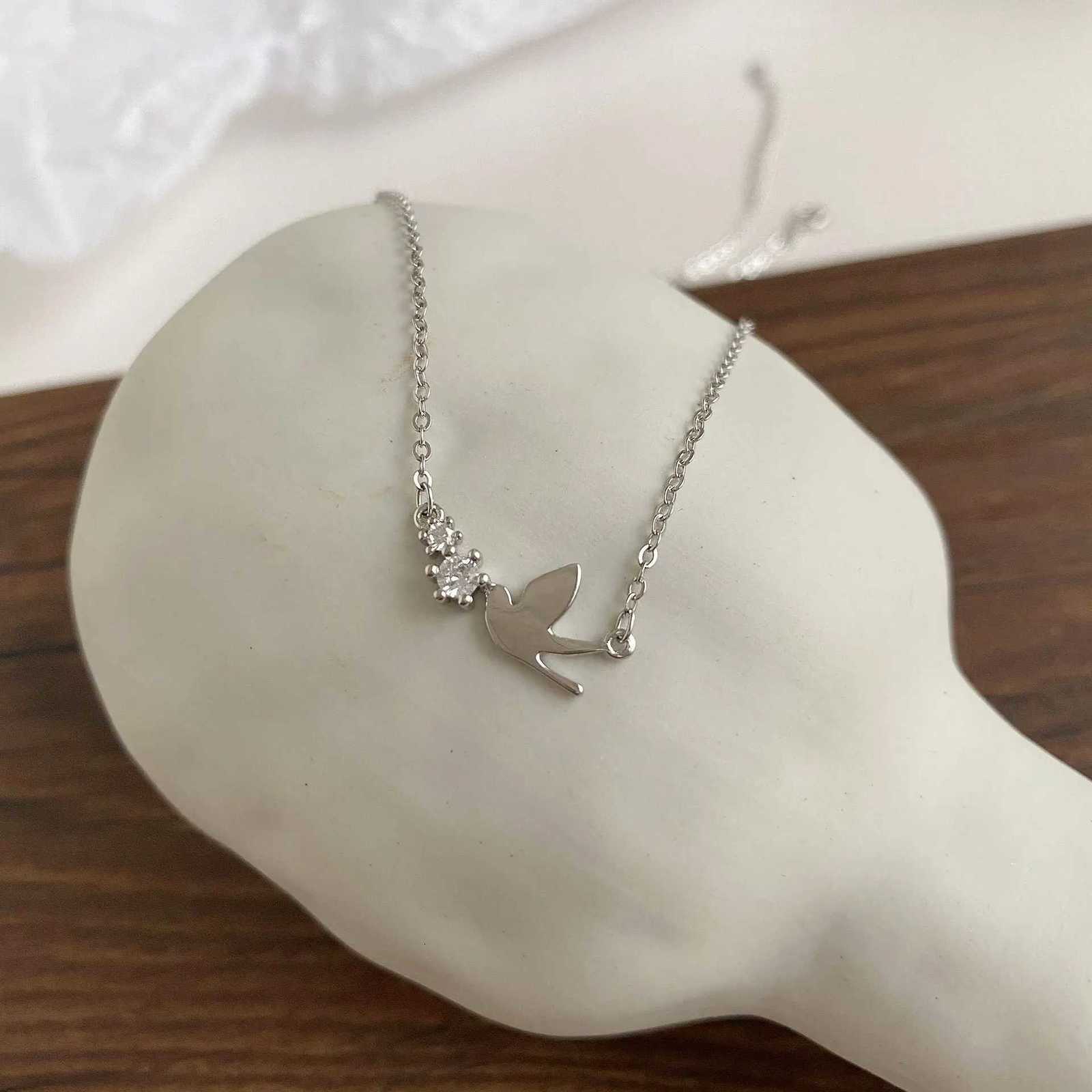 Korea Temperament Cute Swallow Literary Short Silver Color Clavicle Chain Temperament Trendy Female Necklace Jewlery M251216