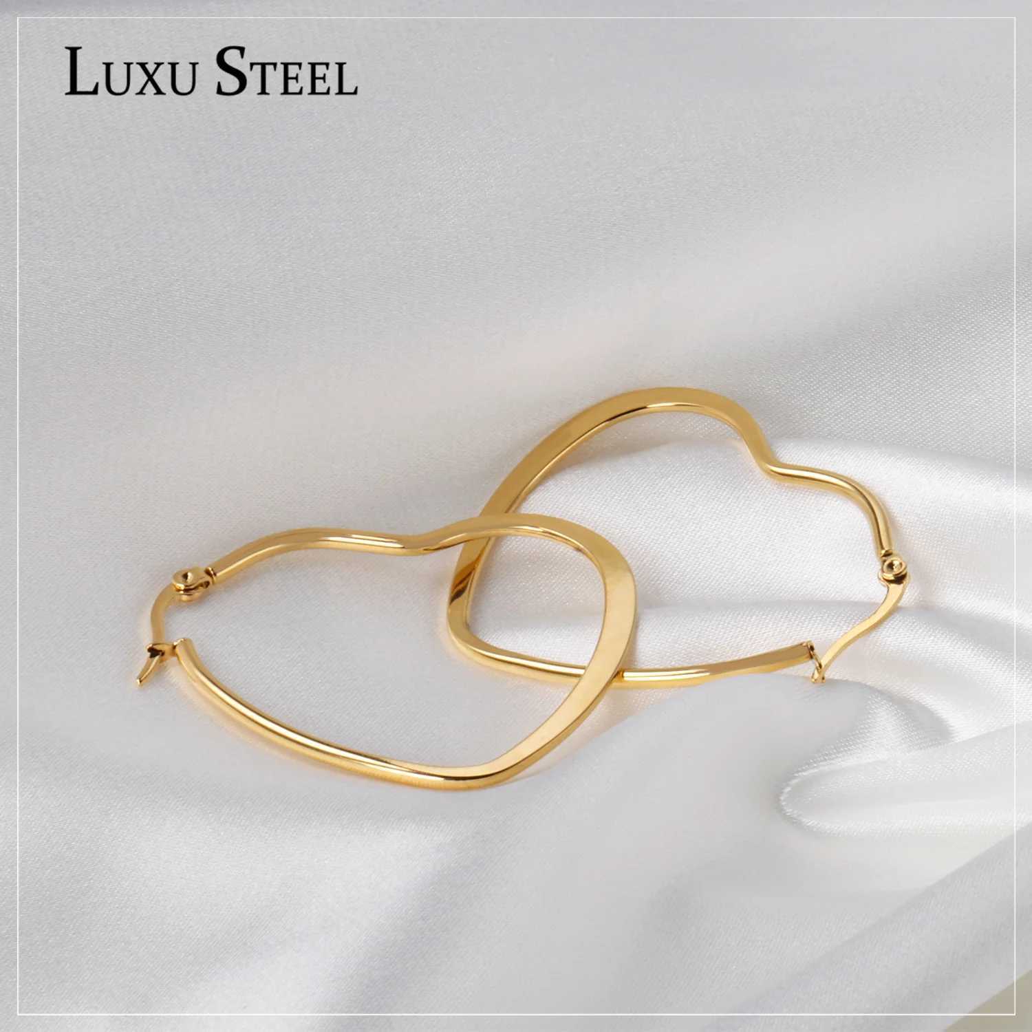 LUXUSTEEL New Big Heart Hoop Earrings Women Accessories Gold Color Size 25mm 35mm 45mm Earrings Fashion Jewelry Stainless Steel G251216