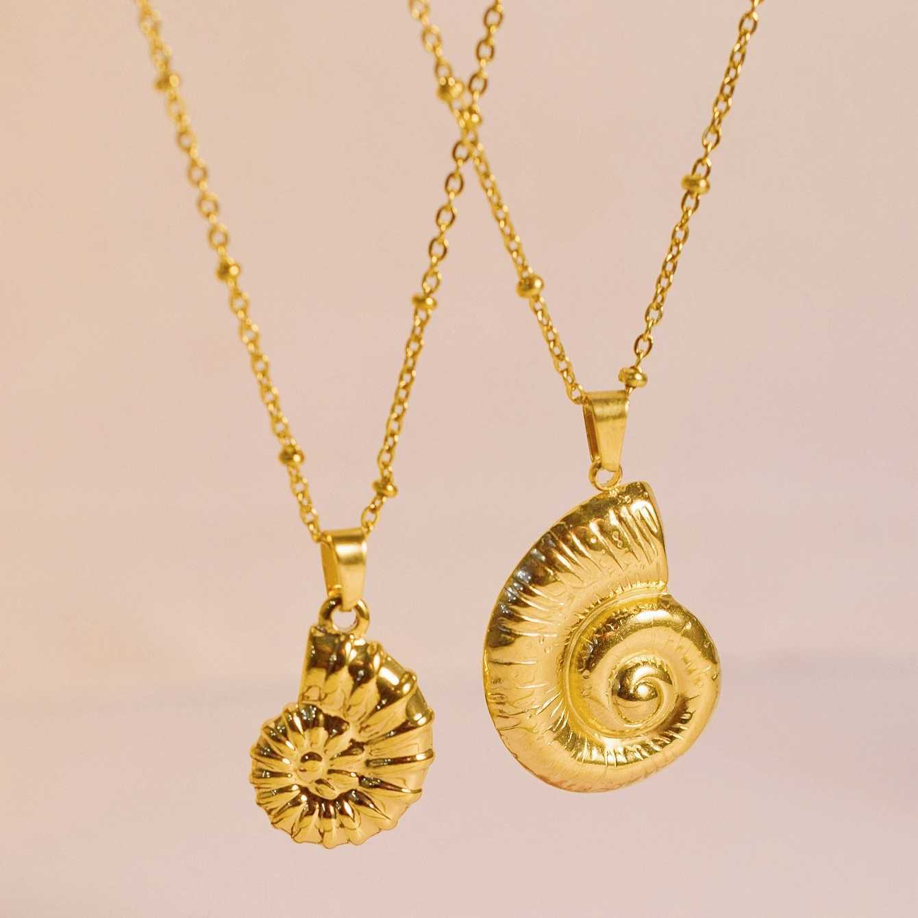 Hot Sale Stainless Steel Conch Necklace Gold Plated Titanium Steel Conch Shell Clavicle Chain M251216