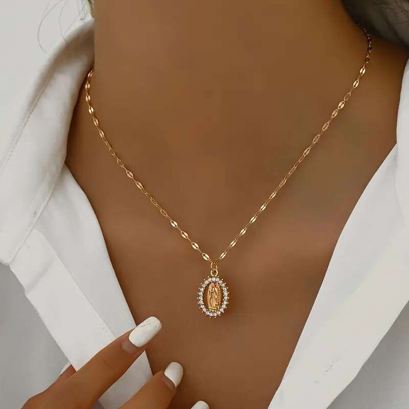 European American Simple Virgin Mary Necklace for Men and Women Fashion gold Inlaid Zircon Lace Hollow Jewelry Pendant