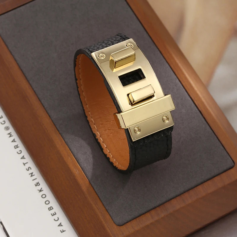 Kirykle Punk Luxury Jewelry for Women High Quality PU Leather Golden Bracelet Fashion Multilayer Wrap Bracelet Female Party Gift251212
