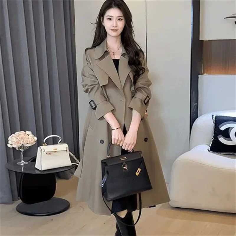 High end Trench Coat Womens 2025 Spring Autumn mid to long Fashion Temperament slimming double breasted Windbreaker SolidT251216