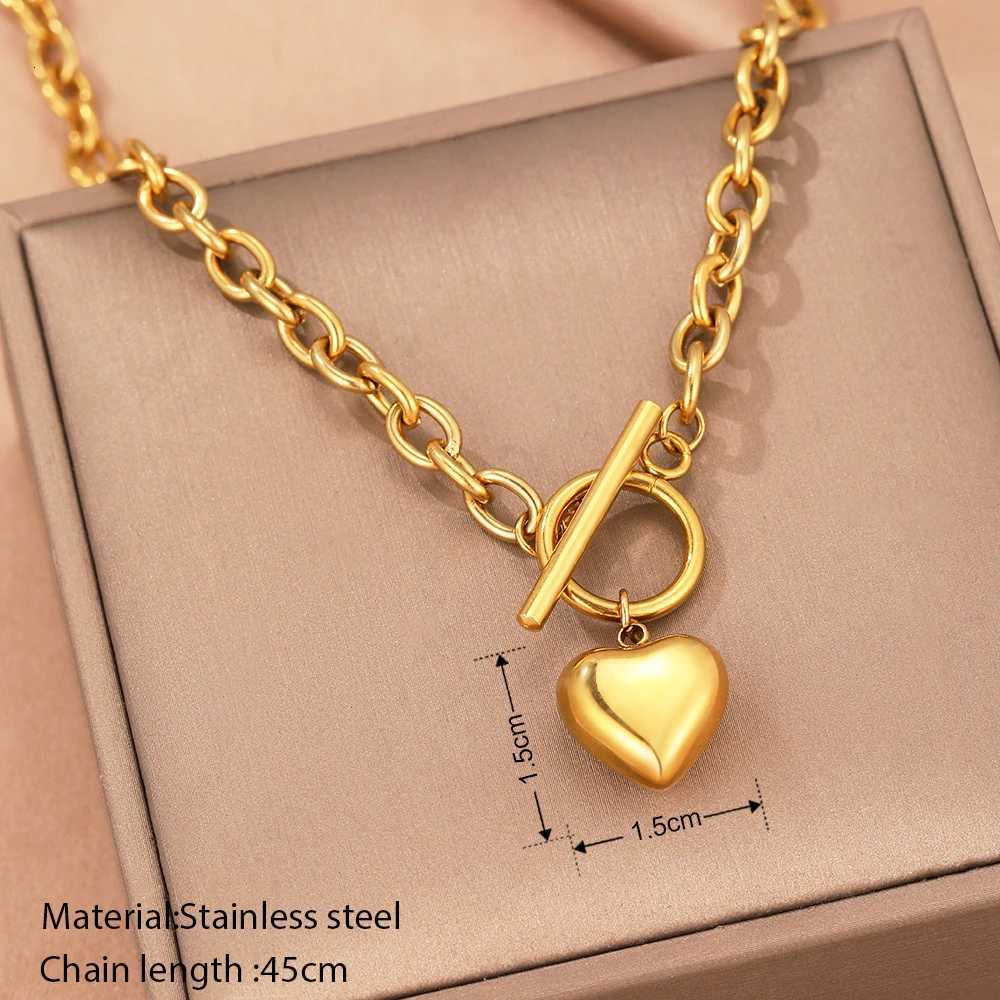 Stainless Steel Necklaces Vintage Elegant Heart Pendant Fashion Exquisite Light Luxury Necklace For Women Jewelry Banquet Gifts M251216