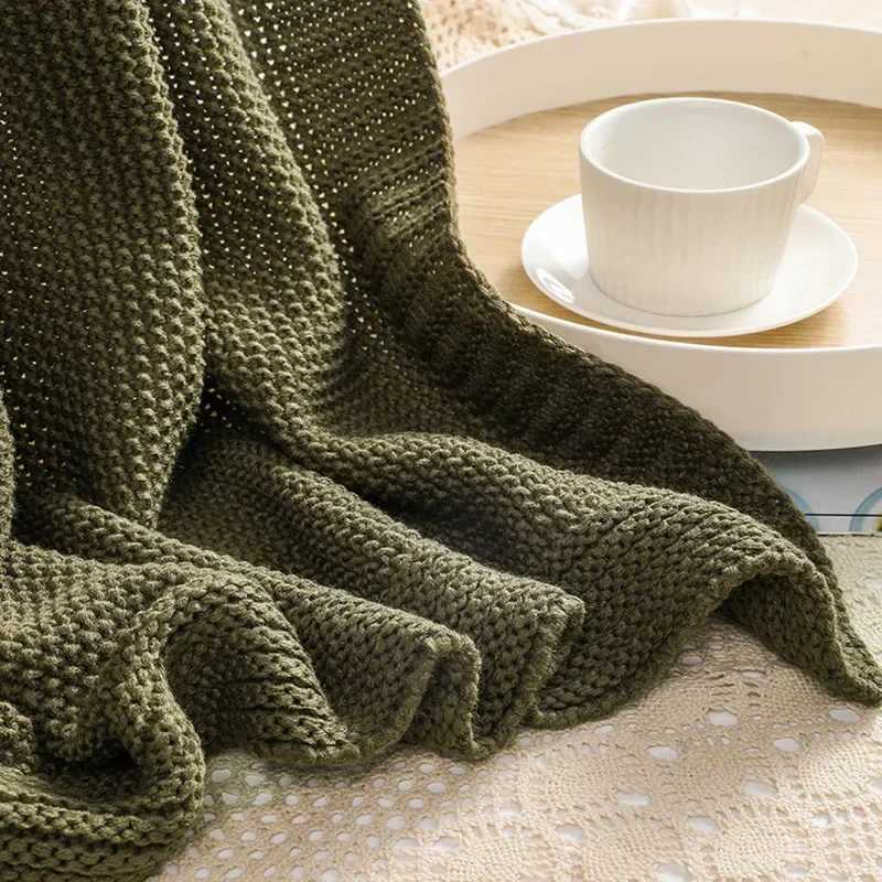 Thickened Knitted Wool Blanket For Beds Solid Color Sofa Cover Nap Throw Blanket Soft Shawl Cozy Warm Casual Bed Cover Big Size H251216 - view 6
