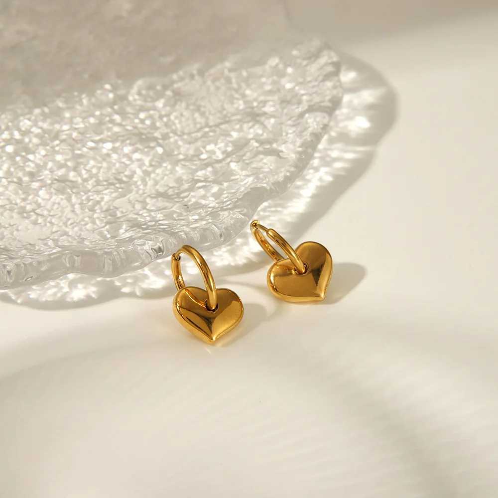 Trend Golden Heart Earrings for Women Waterproof Stainless Steel All-match Temperament for Daily Wear G251216