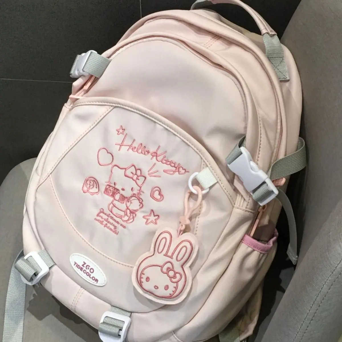 Sanrio Hellokitty Good-looking Large-capacity Student Backpack Lightweight School Bag Gift Travel Outing H251216