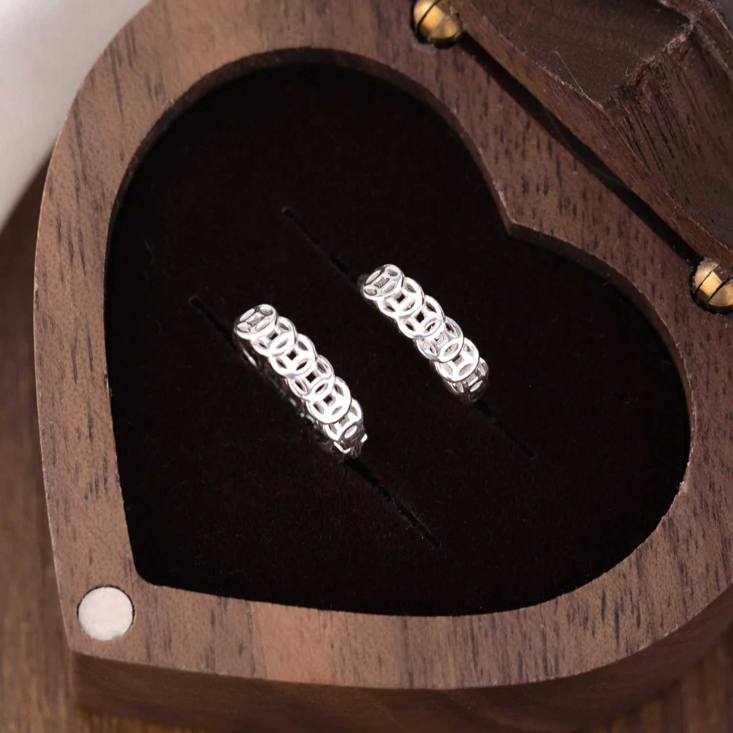 S925 Sterling Silver Fortune Coin Stud Earrings for Women Minimalist Fashionable Chinese Style LuxuriousMoney-Attracting Earring G251216