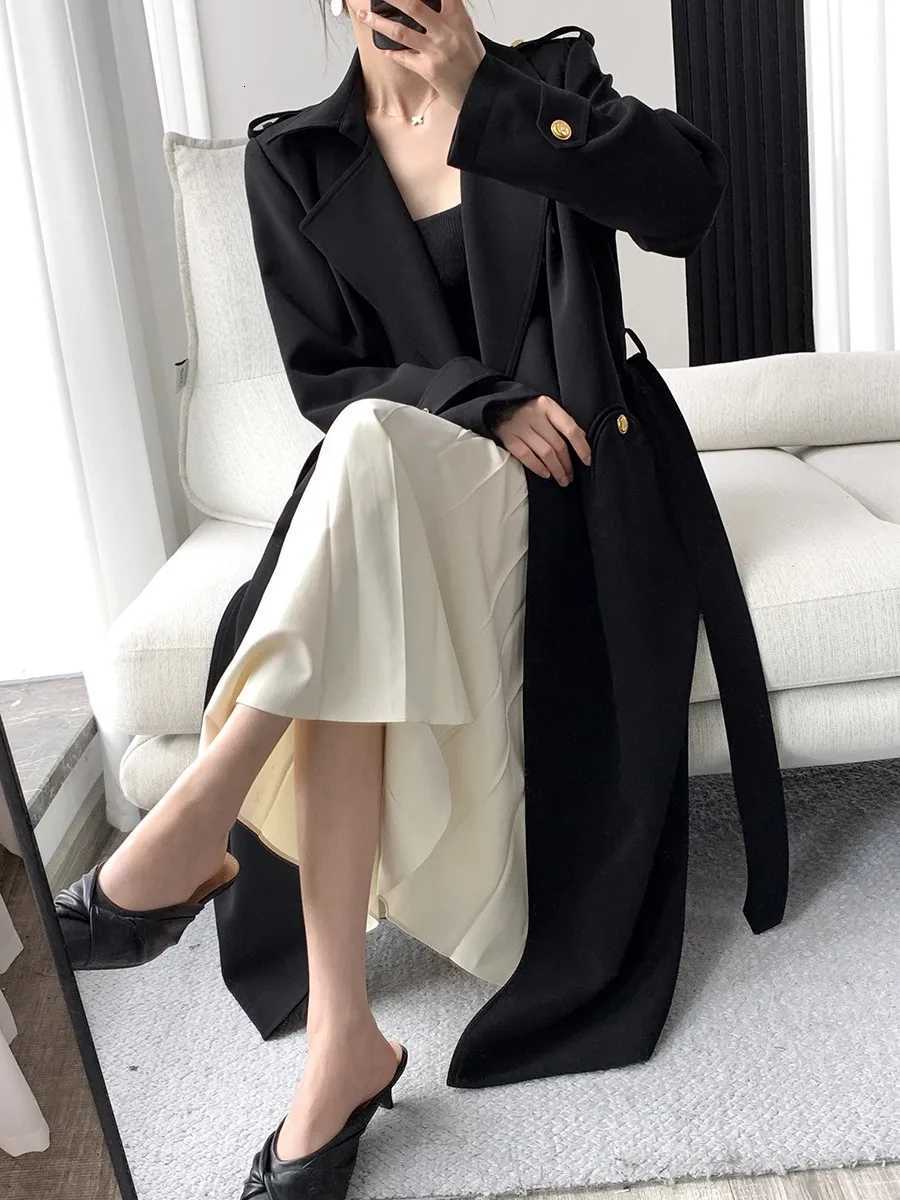 Lautaro Spring Autumn Long Black Trench Coat for Women Gold Buttons Double Breasted Elegant Chic Luxury Designer Clothes 2025T251216