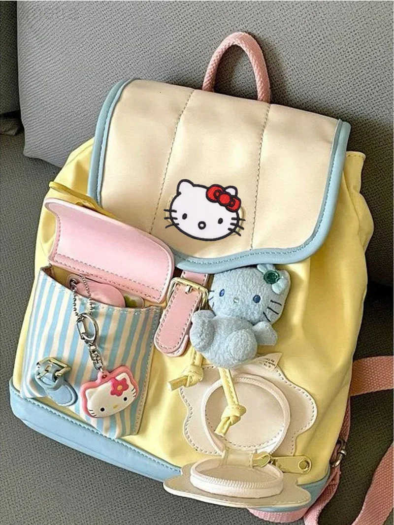 Sanrio College Students Cute Color Contrast Schoolbag Womens Handbag hello kitty Mini Backpack New Travel shoulder Bag H251216