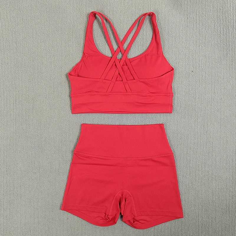 Womens Solid Color Soft Gym Yoga Set 2PC Cross Sport Bra And Cycling Short Legging Tracksuit for Comprehensive Training JogXJ251216