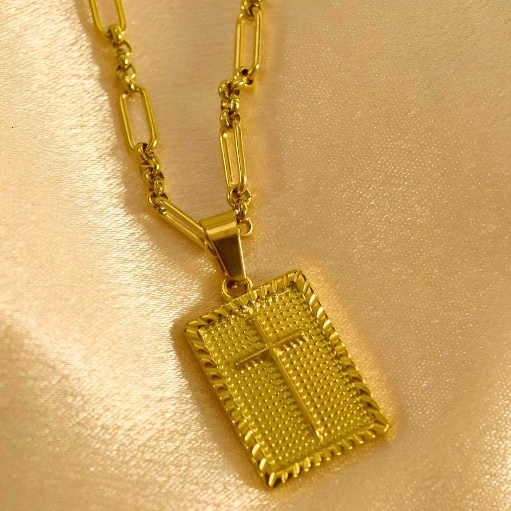 Hot Sale Faith Necklace Stainless Steel Cross Square Pendant Golden Paper Clip Chain Necklace M251216