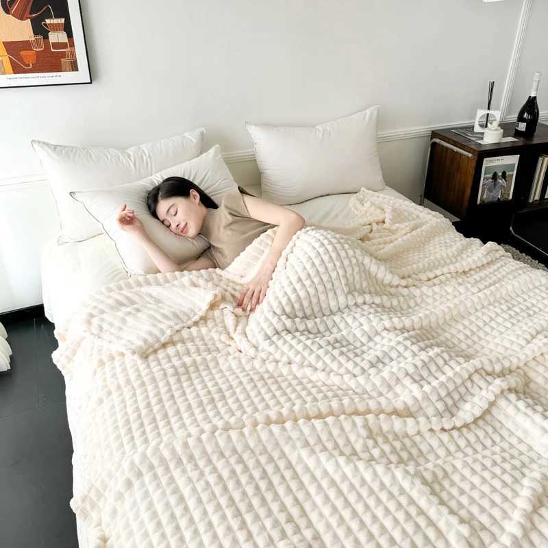 All-Season Plaid Flannel Blanket Soft Lightweight Faux Rabbit Fur Throw Blankets for Sofa Bed Single Double Warm Plush Bedspread H251216 - view 7