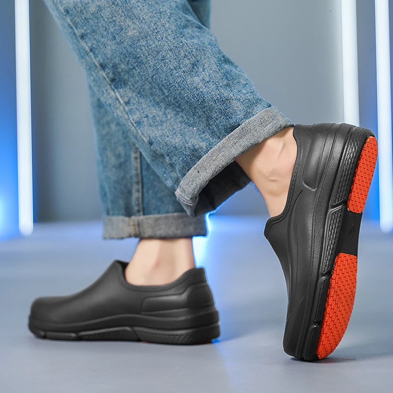 2025 Men Women EVA Chef Shoes Non-slip Waterproof Oil-proof Shoes Comfortable Workers Slippers Outdoor Fishing Shoes Size 36-45 251215