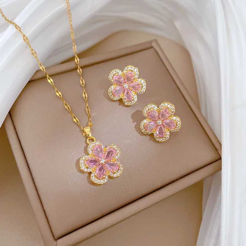 zircon five- flower titanium steel chain copper pendant necklace earrings copper real gold electroplated earrings gifts M251216