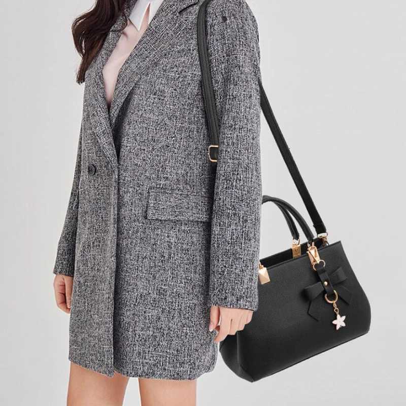 Fashion Women Larger Capacity Handbags PU Leather Shoulder Crossbody Bag Designer Vintage Ladies Top Handle Bag Bolsos M251216