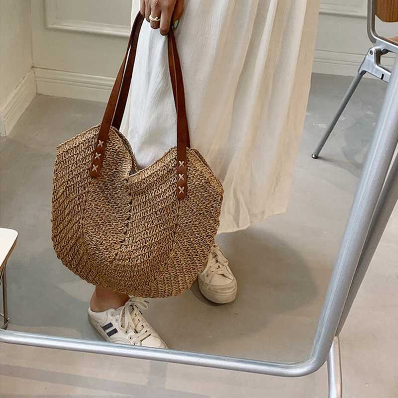 Summer Bucket for Women Rattan Shoulder Bag High Quality Handmade Woven Beach Handbags Female Large Capacity Totes M251216