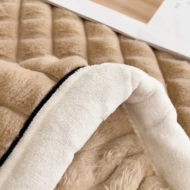 Thicken Solid Colour Double Layer Throw Blanket Soft Warm White Striped Office Nap Sofa Blankets Queen Double Fluffy Bed Plaid H251216 - view 5