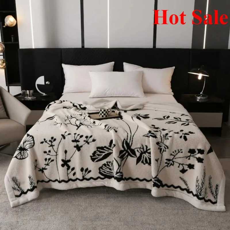 Double-layer jacquard composite European cotton fleece blanket lunch break blanket four seasons sofa blanket H251216 - view 4