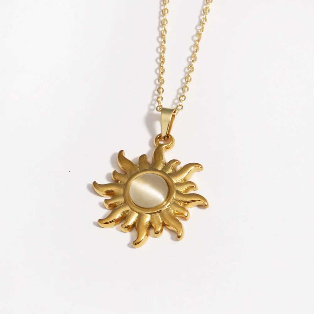 316L Stainless Steel Golden Fashion Sun Pendant Necklace For Women Girl 2025 New Concise Solar Neck Chain Jewelry Gift M251216
