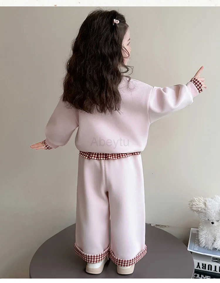 Sanrio Girls Suit 2025 Spring and Autumn New Childrens Clothes Girls Baby Fashion Sweet Bow Plus Velvet Hoodie Pants Two Sets H251216