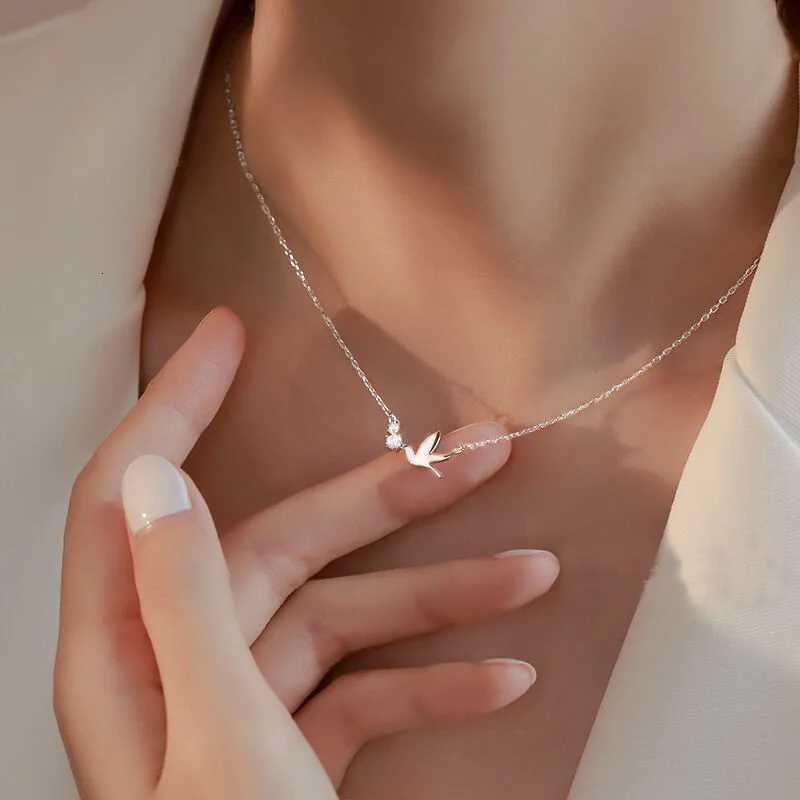 Korea Temperament Cute Swallow Literary Short Silver Color Clavicle Chain Temperament Trendy Female Necklace Jewlery M251216