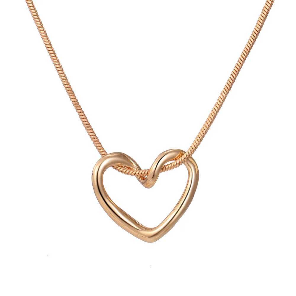 Hot Sale Hollow Heart Pendant Necklace For Women ValentinesMomMotherMothers Day Gift M251216