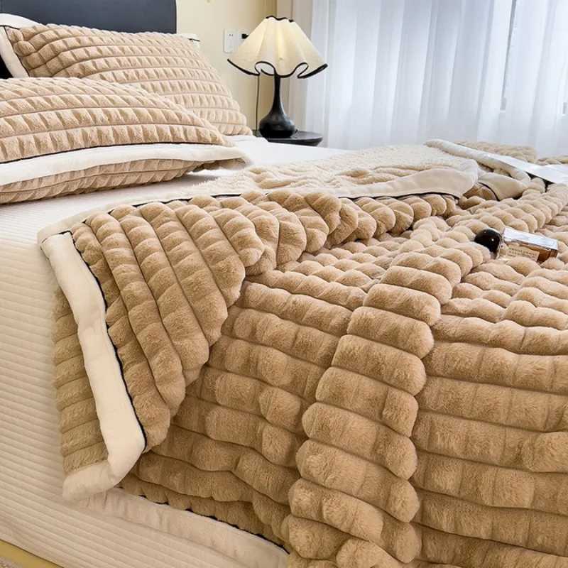 Thicken Solid Colour Double Layer Throw Blanket Soft Warm White Striped Office Nap Sofa Blankets Queen Double Fluffy Bed Plaid H251216 - view 4