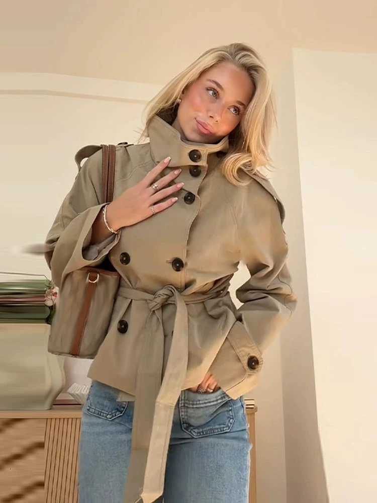Spring Autumn Women Stand Collar Trench Coat 2025 New With Belt Double Breasted Jacket High Street Long Sleeve Windbreaker CoatT251216