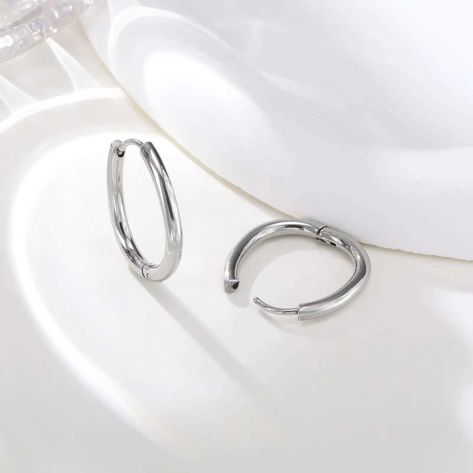 Minimalist Stainless Steel Hoop Earrings For Women Geometric Oval Heart Gold Plated Huggies Earrings Chic Jewelry Gift G251216