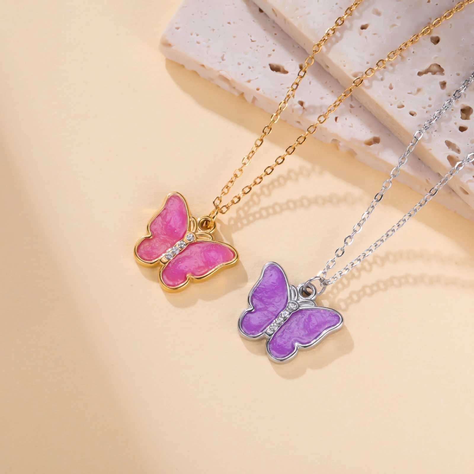 Cazador Clear Zircon Butterfly Necklace Stainless Steel Colorful Cute Womens Necklace Jewelry Birthday Gift Wholesale 2025 New M251216