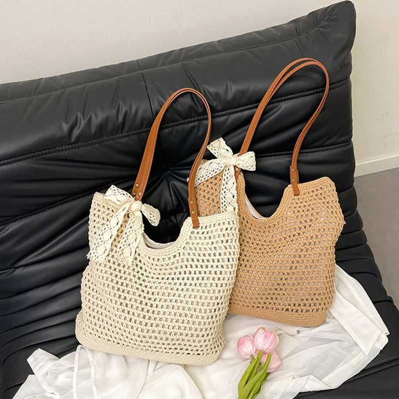 Stylish Women Woven Crochet Handbags Large Capacity Shoulder Tote Perfect for Beach Travel and Daily Use M251216