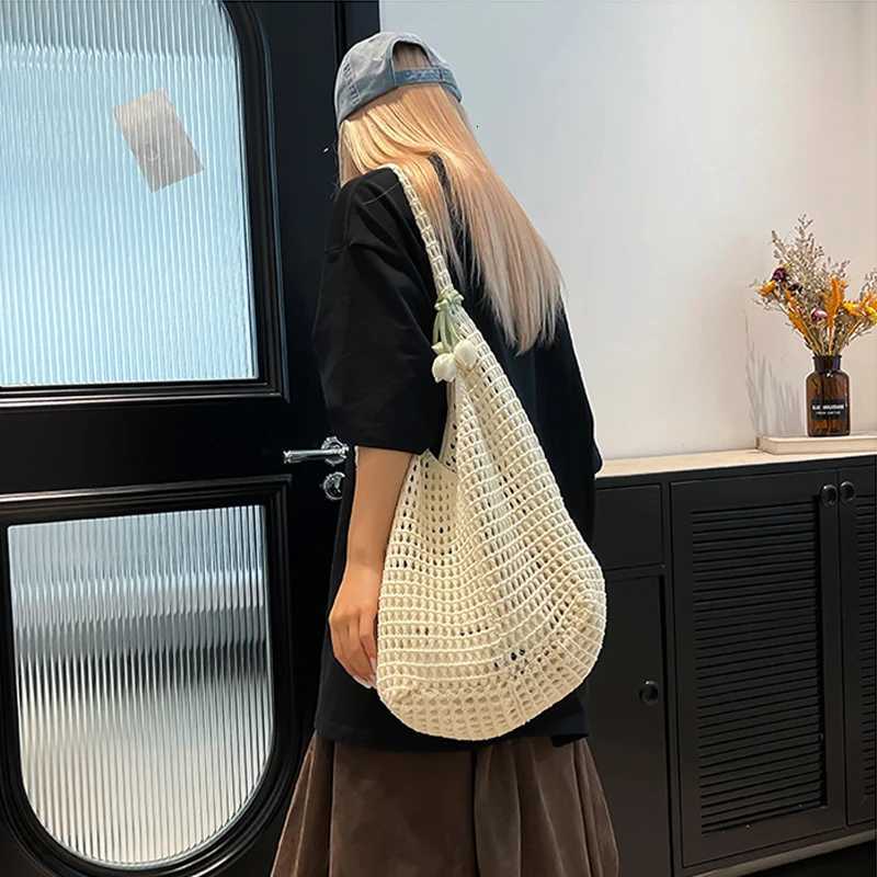 Trendy Sweet Crochet Shoulder Bag with Tulip Pendant Leisure Beach Hollow Handbag Women Vacation Casual Woven Totes M251216