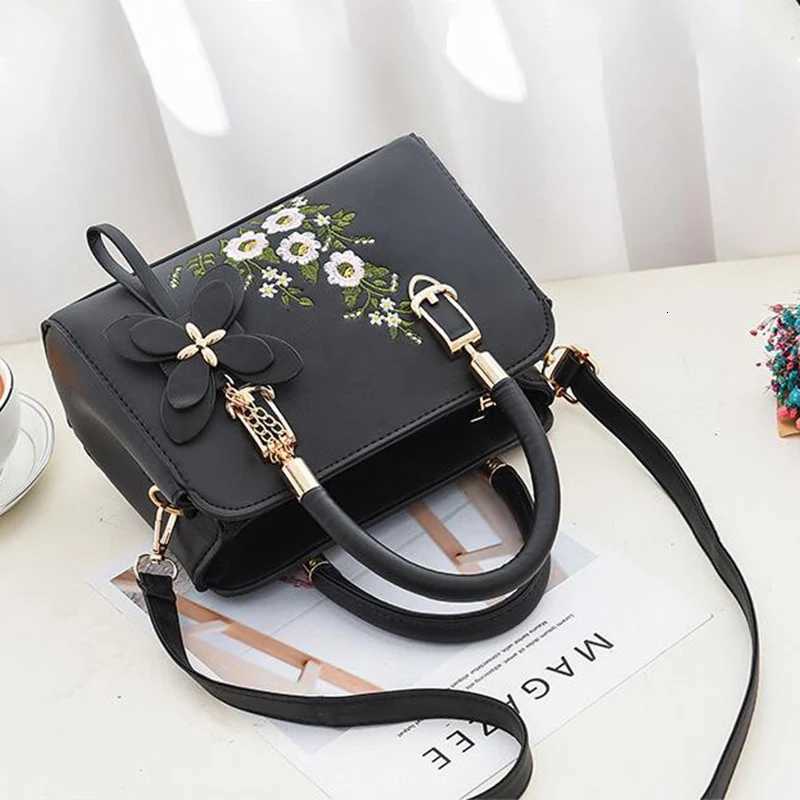 Fashion Women Embroidery Solid Color Shopper Totes Large Capacity Handbag Ladies Design Shoulder Crossbody Bag M251216