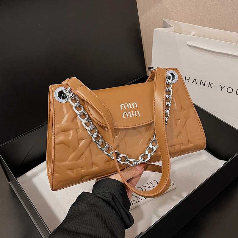 Chic Womens Handbag Leather Shoulder Bag Crossbody Messenger Famous Designer Elegant Classic Tote M251216