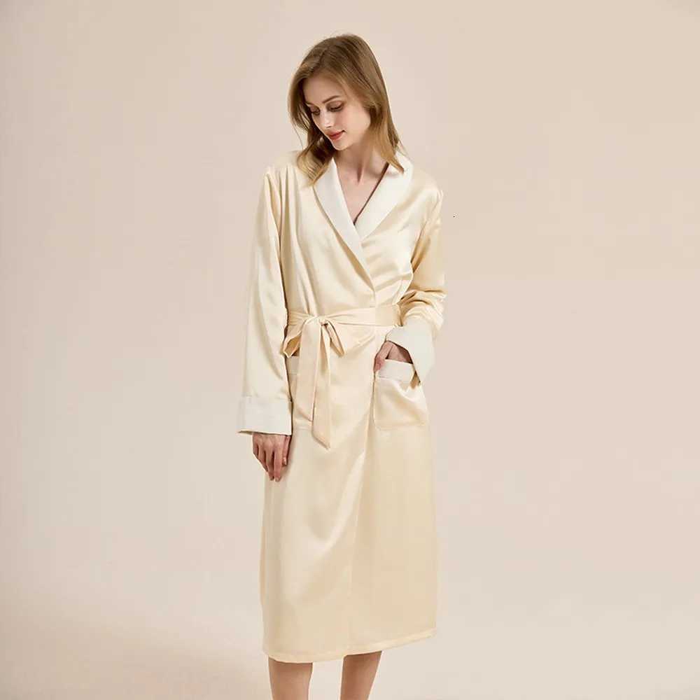 Custom Embroidered Luxury Autumn Winter Thickened Soft Mid-Length Bathrobe New Cozy High-End Warm Comfortable Sleepwear C251216