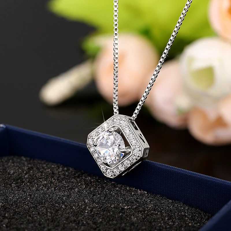 Huitan Classic Sqaure Pendant Necklace with Brilliant Cubic Zirconia for Women Simple Luxury Female Wedding Necklace Hot Jewelry M251216