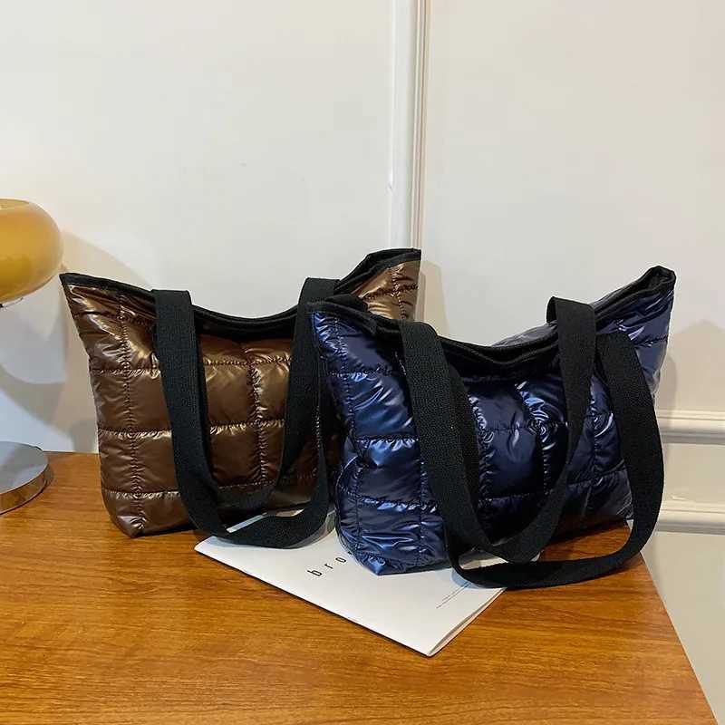 Space Pad Cotton Tote Handbags Fashion Winter Quilted Travel Shoulder Bags For Women Large Capacity Waterproof Shopping Purse M251216