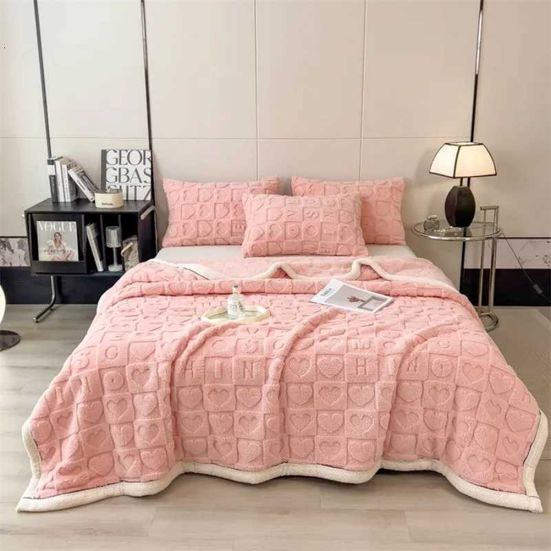 Heart Pattern Coral Fleece Blanket Thicken Warm Plush Blanket for Bed Fluffy Super Soft Sofa Throw Blankets Autumn Winter Cozy H251216 - view 5