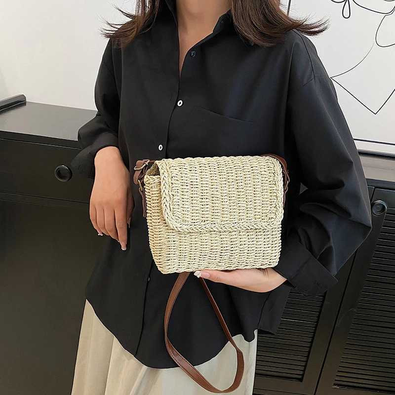 Fashion Women Weave Straw Shoulder Bag Raffia Messenger Bag New Trendy Vintage Crossbody Bag for Summer Straw Beach Bag M251216